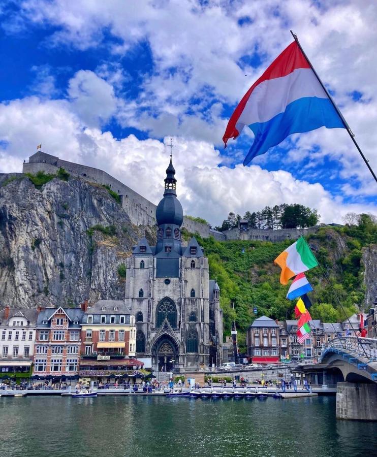 Maison Familiale A Dinant Luaran gambar